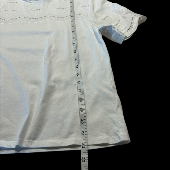 An Ophelia Roe short sleeved white pullover blouse with top and sleeve eyelets - Picture 8 of 8